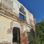 Castelul Huszar Apalina Mures Transylvania in Ruins