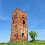 Donjonul Cheresig Bihor Transylvania in Ruins