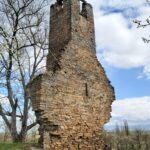 Biserica de piatra Bacainti, Hunedoara, Transylvania in Ruins