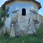 Biserica reformata din Herepea, Mures, Transylvania in Ruins