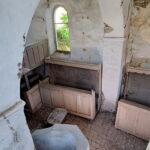 Biserica reformata din Herepea, Mures, Transylvania in Ruins